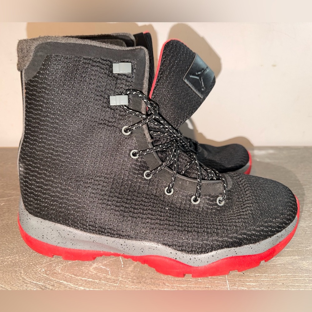 Nike Air Jordan Future Boot “Bred” - Picture 3 of 10